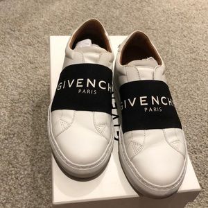 Givenchy Sneakers